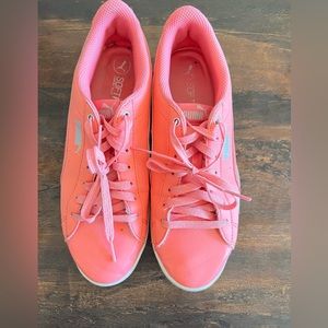 Salmon/Pink Puma Sneakers